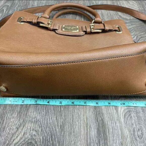 Michael Kors MK Designer Hamilton Saffiano Satchel Tan Purse Handbag - Picture 5 of 10